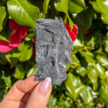 Load image into Gallery viewer, Black Kyanite - The Aura Comb