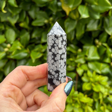 Load image into Gallery viewer, Snowflake Obsidian Tower