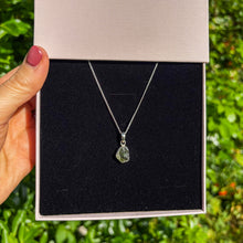 Load image into Gallery viewer, Moldavite Necklace (3)
