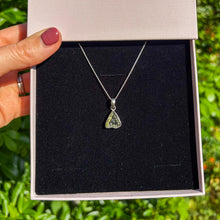 Load image into Gallery viewer, Moldavite Necklace (4)
