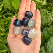 Load image into Gallery viewer, Fluorite_Tumblestone_soulemporium