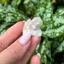 Load image into Gallery viewer, Goddess_Spirit_Quartz_Soulemporium