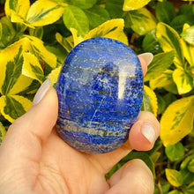 Load image into Gallery viewer, Lapis_Lazuli_Palm_Stone_soulemporium