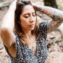 Load image into Gallery viewer, Calm_the_Mind_with_Sodalite_ soulemporium