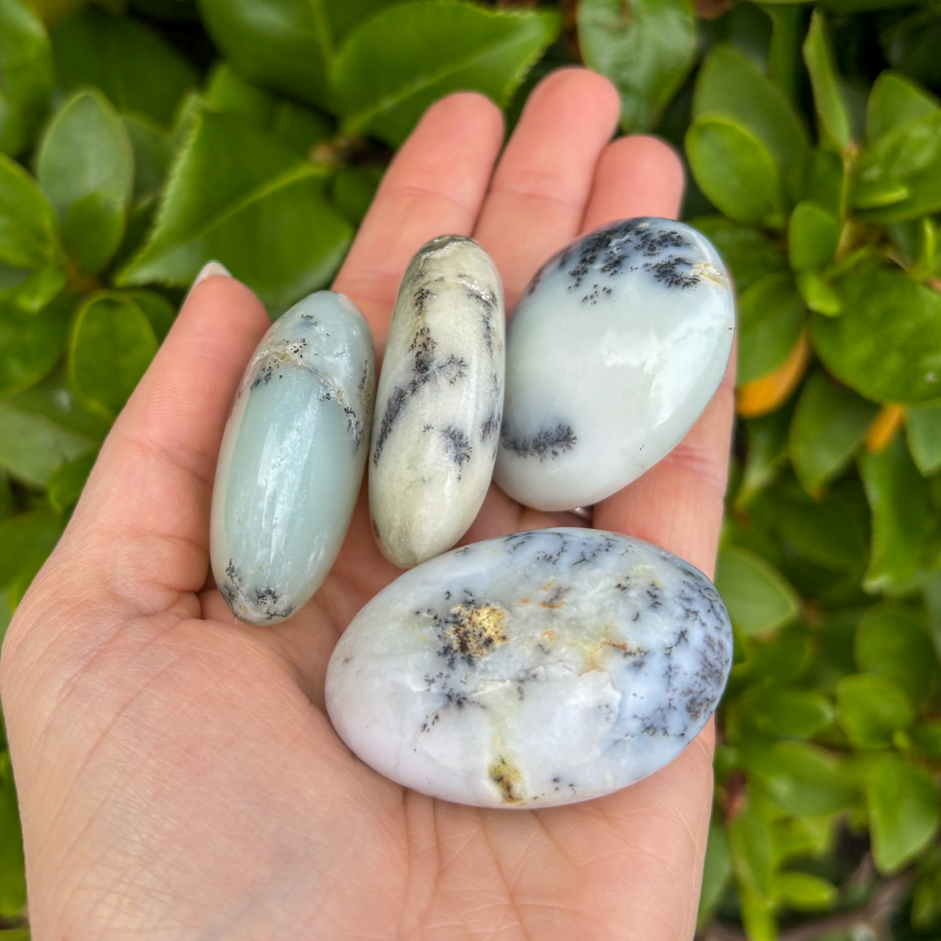 Merlinite Galet