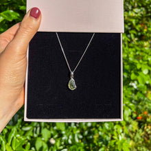 Load image into Gallery viewer, Moldavite Necklace (1)
