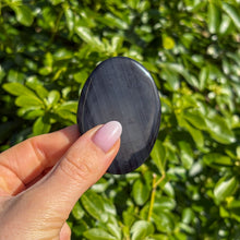 Load image into Gallery viewer, Ice Obsidian Scrying Mirror Palmstone
