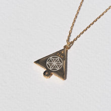 Load image into Gallery viewer, Z&amp;M X Kirsty Gallagher The Goddess Path Necklace with Aphrodite Engraving (SILVER)

