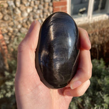 Load image into Gallery viewer, Obsidian_Silver_Sheen_PalmStone_soulemporium
