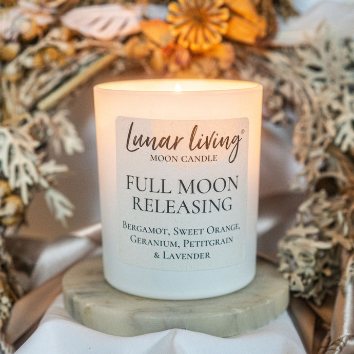 LunarLiving_FullMoo_ Releasing_Candle_soulemporium