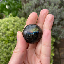Load image into Gallery viewer, Labradorite_Tumblestone_soulemporium

